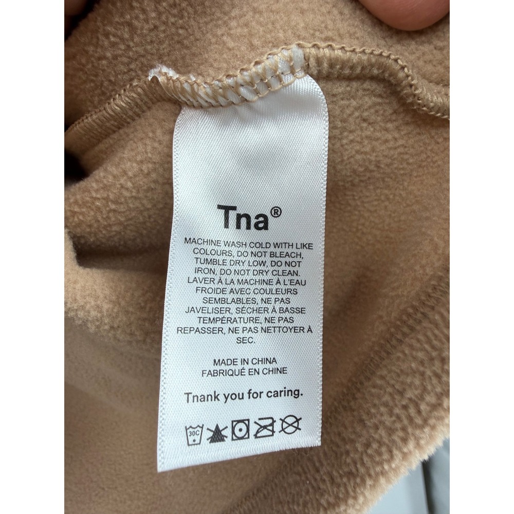 Cropped Fleece Hoodie in Camel - Picture 4 of 9